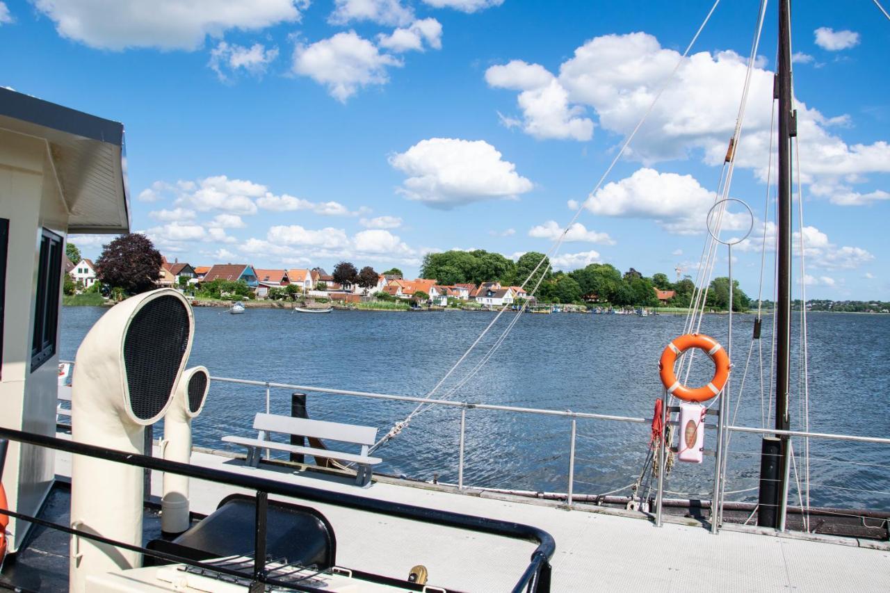 Island-Dreams Hausboot Cecilie Schleswig Exterior foto