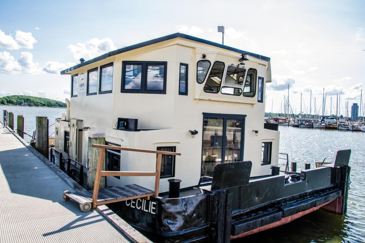 Island-Dreams Hausboot Cecilie Schleswig Exterior foto